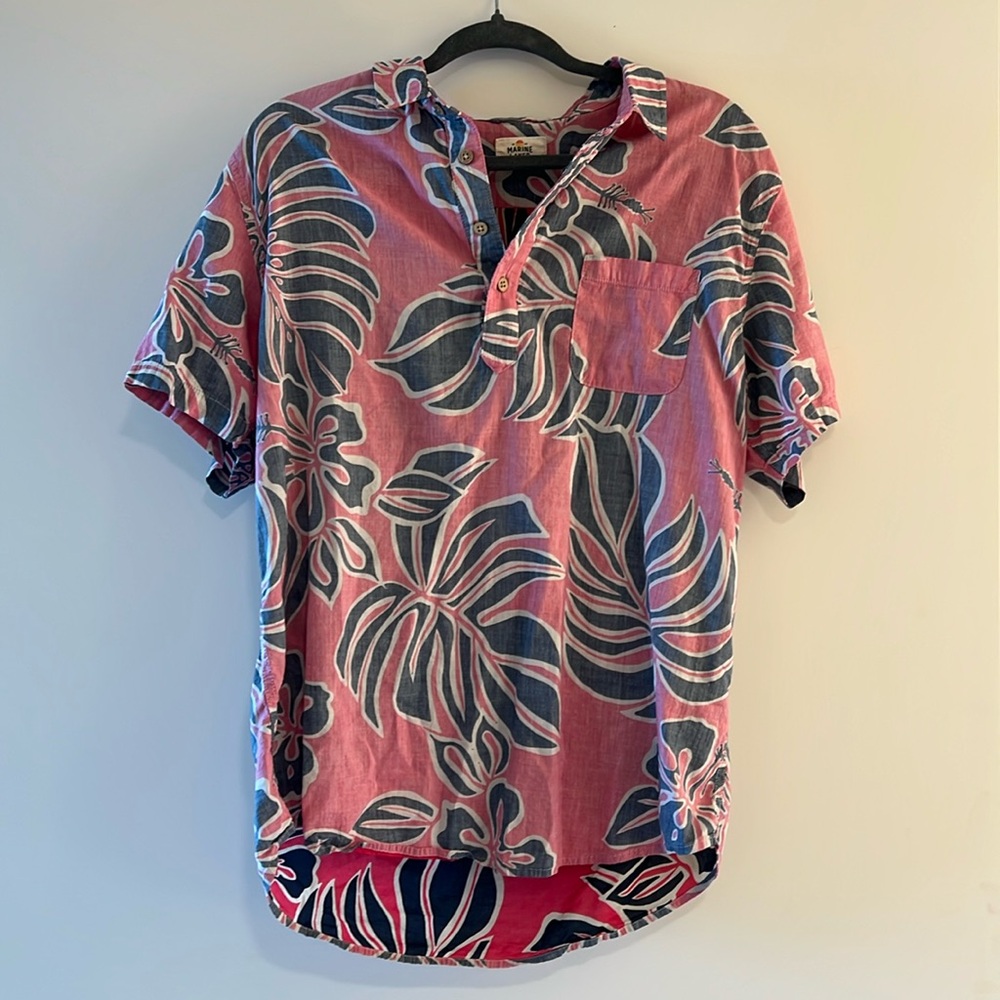 Men’s Marine Layer pink floral short sleeve button down